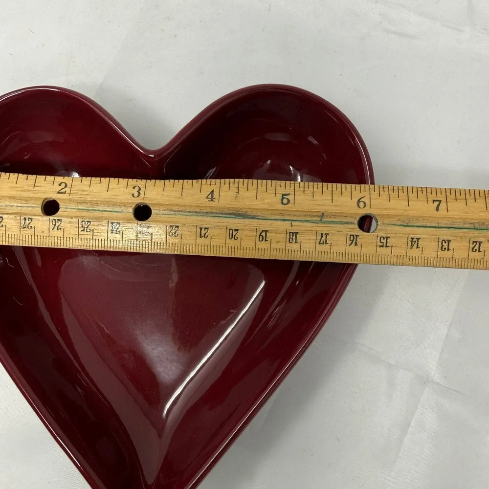 Pampered Chef Simple Additions Cranberry Red Ceramic Heart Shaped Serving Bowl